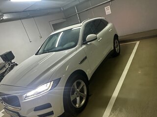 2017 Jaguar F-Pace I, белый, 2250000 рублей, вид 2