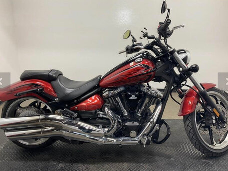 2011 Yamaha XV 1900, красный, 1090000 рублей, вид 1