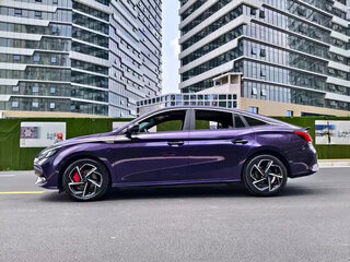 2022 MG 5 II, фиолетовый, 923018 рублей, вид 4