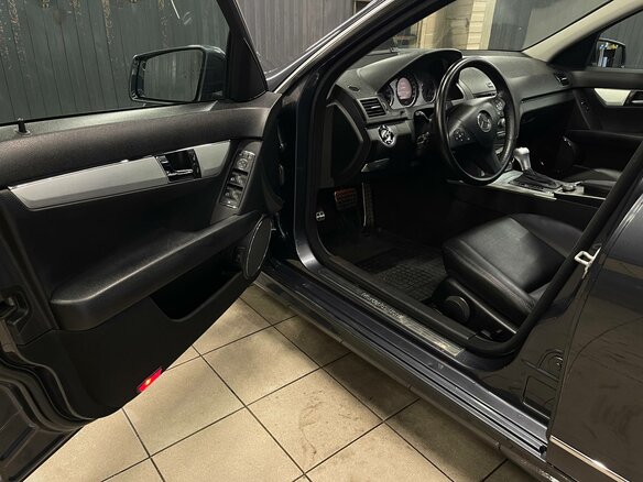 2009 Mercedes-Benz C-Класс 200 III (W204), серый, 1090000 рублей - вид 13