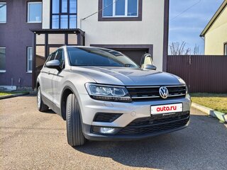 2019 Volkswagen Tiguan II, серебристый, 2650000 рублей, вид 1