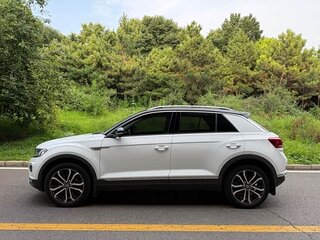 2022 Volkswagen T-Roc I (China Market), белый, 1470000 рублей, вид 3