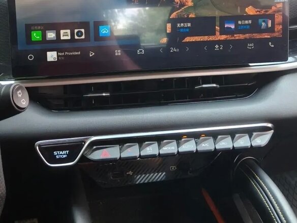 2025 Geely Binyue I Рестайлинг 2, белый, 1850000 рублей - вид 2