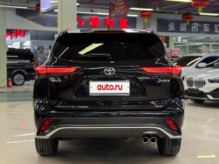 2025 Toyota Crown Kluger, чёрный, 5700000 рублей, вид 4
