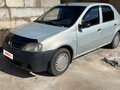 2008 Renault Logan I, серебристый, 200000 рублей