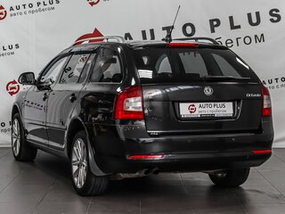 2012 Skoda Octavia II (A5) Рестайлинг, чёрный, 1089000 рублей, вид 2