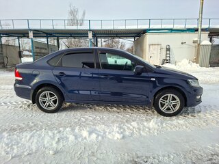 2015 Volkswagen Polo V Рестайлинг, синий, 1100000 рублей, вид 3