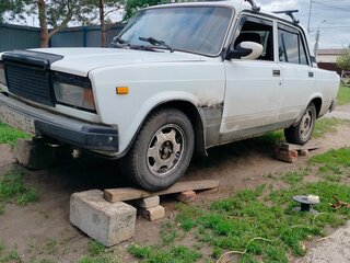 2005 Lada (ВАЗ) 2107, белый, 140000 рублей, вид 4