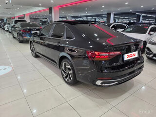 2022 Volkswagen Jetta VII Рестайлинг, чёрный, 1880000 рублей, вид 3