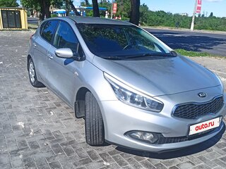 2013 Kia Ceed II, серебристый, 920000 рублей, вид 2