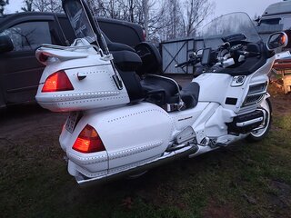 2003 Honda GL 1800 Gold Wing, белый, 700000 рублей, вид 3