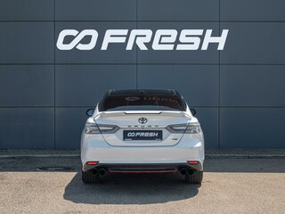 2020 Toyota Camry VIII (XV70), белый, 2630000 рублей, вид 4