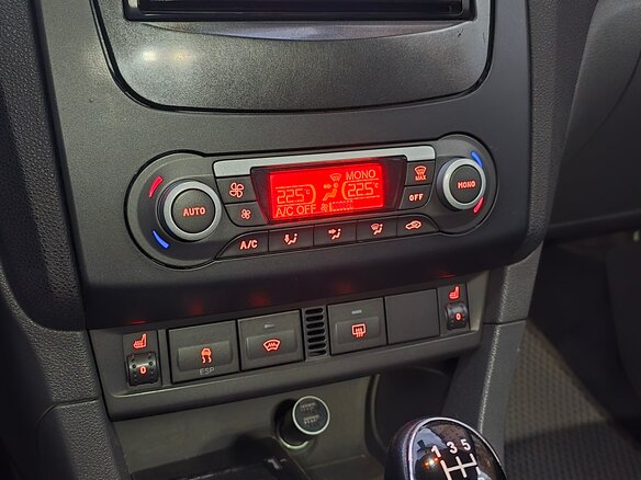 2007 Ford Focus II, чёрный, 700000 рублей - вид 20