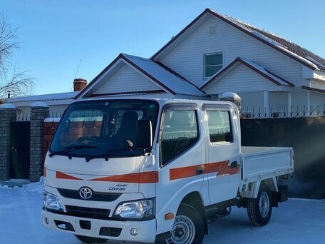 2017 Toyota Dyna, белый, 3497000 рублей, вид 1