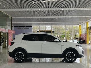 2022 Volkswagen Tacqua, белый, 1650000 рублей, вид 4