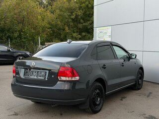 2013 Volkswagen Polo V, серый, 675000 рублей, вид 4