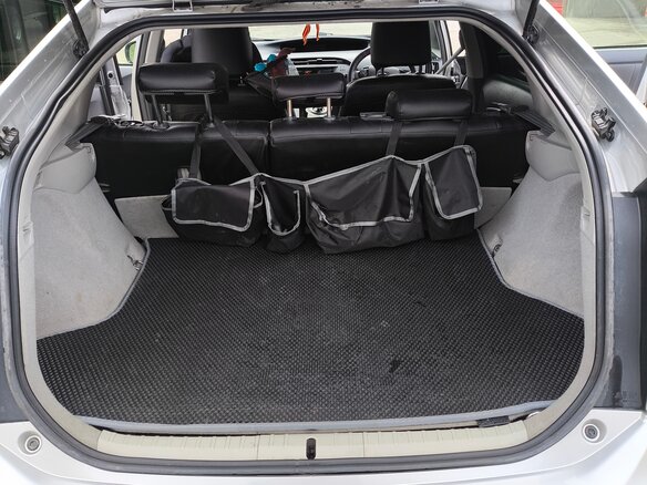 2010 Toyota Prius III (XW30), серый, 850000 рублей - вид 5