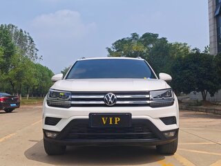 2022 Volkswagen Tharu I, белый, 1818000 рублей, вид 2