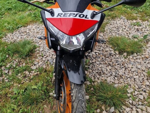 2013 Honda CBR 250R, оранжевый, 190000 рублей - вид 4
