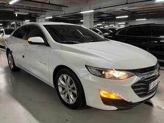 2022 Chevrolet Malibu IX Рестайлинг, белый, 1200001 рублей, вид 4