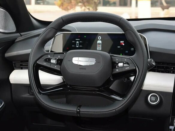 2026 Geely Cityray, серебристый, 3384990 рублей - вид 13