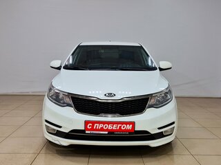2015 Kia Rio III Рестайлинг, белый, 935000 рублей, вид 2