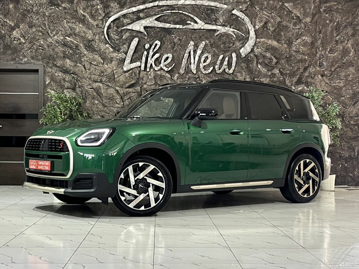 Открыть фотографии: Mini Countryman III
