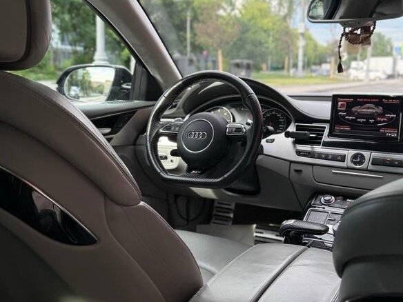 2013 Audi A8 Long III (D4), синий, 2300000 рублей - вид 10