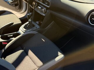 2019 Hyundai Kona I, белый, 1650000 рублей, вид 4
