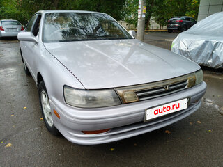 1991 Toyota Vista III (V30), серебристый, 410000 рублей, вид 2