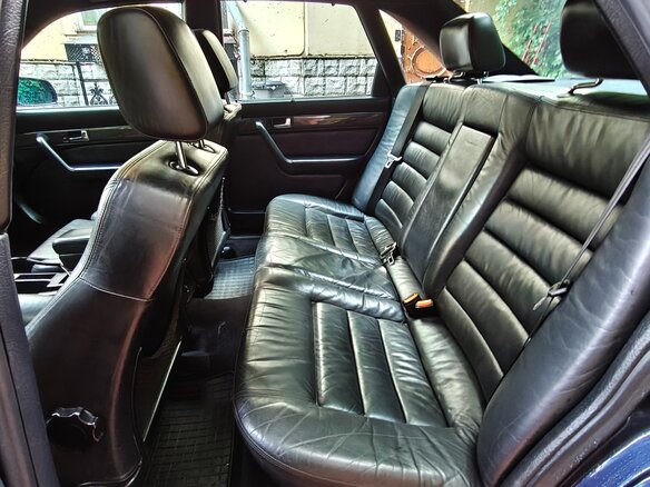 1995 Audi S6 6-speed I (C4), синий, 1800000 рублей - вид 13