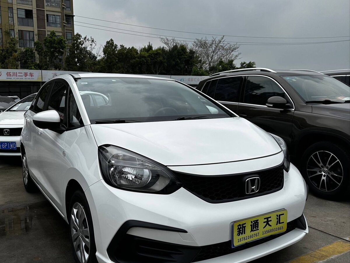 Открыть фотографии: Honda Fit IV Рестайлинг