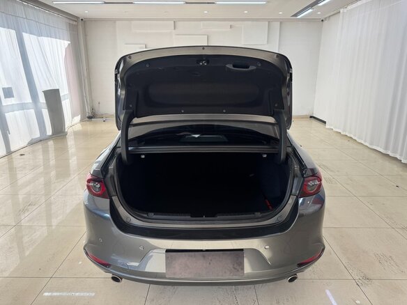 2021 Mazda 3 Axela IV (BP), серый, 1950000 рублей - вид 19
