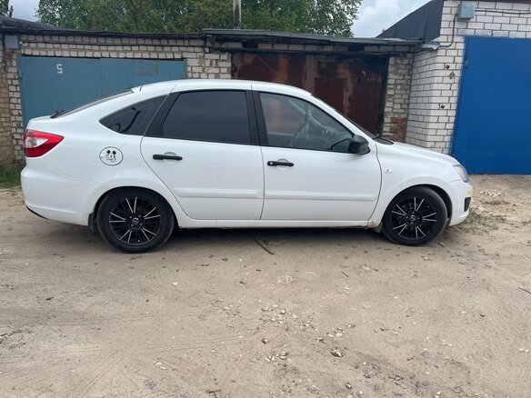 2018 Lada (ВАЗ) Granta I, белый, 550000 рублей - вид 2