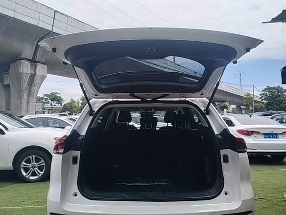 2021 Haval H6 II Рестайлинг, белый, 1350000 рублей - вид 14