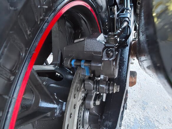2014 Suzuki V-Strom 1000, красный, 800000 рублей - вид 12