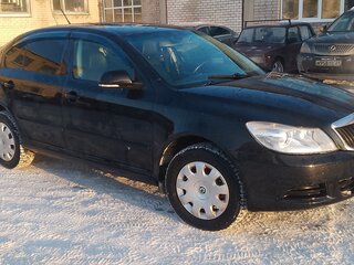 2011 Skoda Octavia II (A5) Рестайлинг, чёрный, 690000 рублей, вид 1