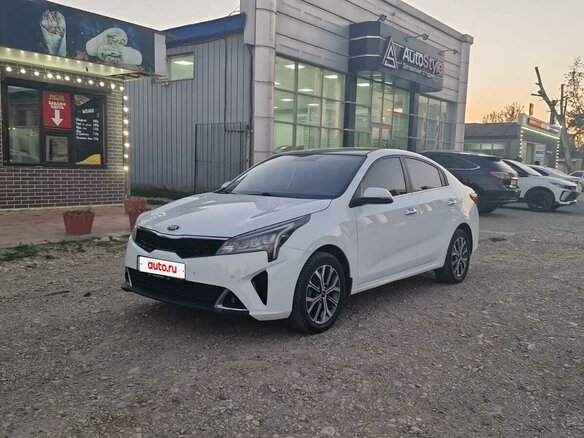 2020 Kia Rio IV Рестайлинг, белый, 1930000 рублей