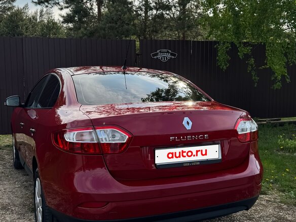 2010 Renault Fluence I, красный, 790000 рублей - вид 11
