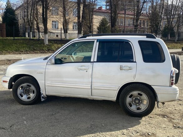 2002 Suzuki Vitara I, белый, 320000 рублей - вид 1