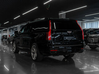 2025 Cadillac Escalade ESV V Рестайлинг, чёрный, 20700000 рублей, вид 4
