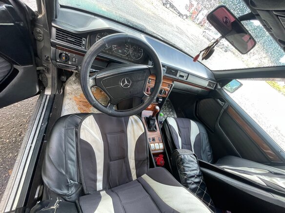 1991 Mercedes-Benz W124 250, серый, 190000 рублей - вид 5