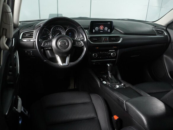2018 Mazda 6 III (GJ) Рестайлинг, белый, 1899000 рублей - вид 5