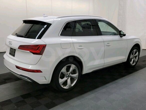 2021 Audi Q5 45 TFSI II (FY) Рестайлинг, белый, 3225000 рублей - вид 7