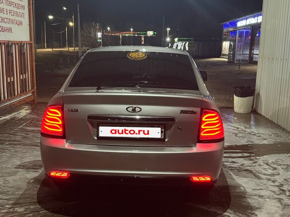 2011 Lada (ВАЗ) Priora I, серебристый, 270000 рублей - вид 4