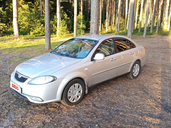 2014 Daewoo Gentra II, серебристый