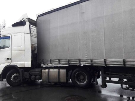 2008 Volvo FH, белый, 2350000 рублей, вид 3