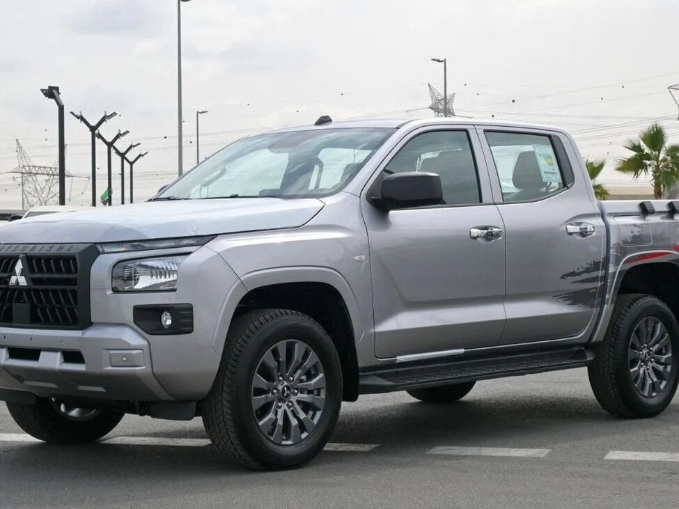Открыть фотографии: Mitsubishi L200 VI