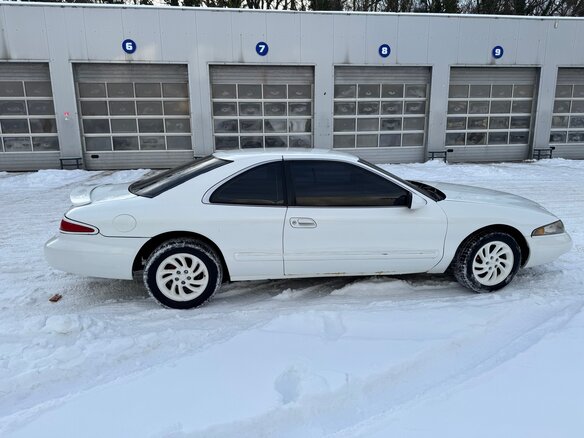 1998 Lincoln Mark VIII I Рестайлинг, белый, 600000 рублей - вид 2