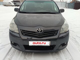 2009 Toyota Verso I, серый, 850000 рублей, вид 2